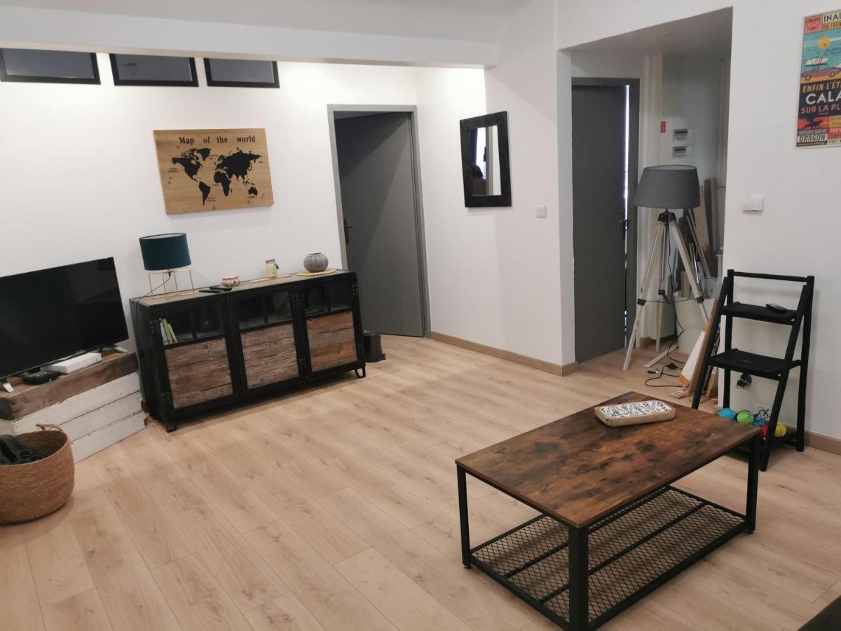 Apartamento Au Kaycedra Calais Exterior foto